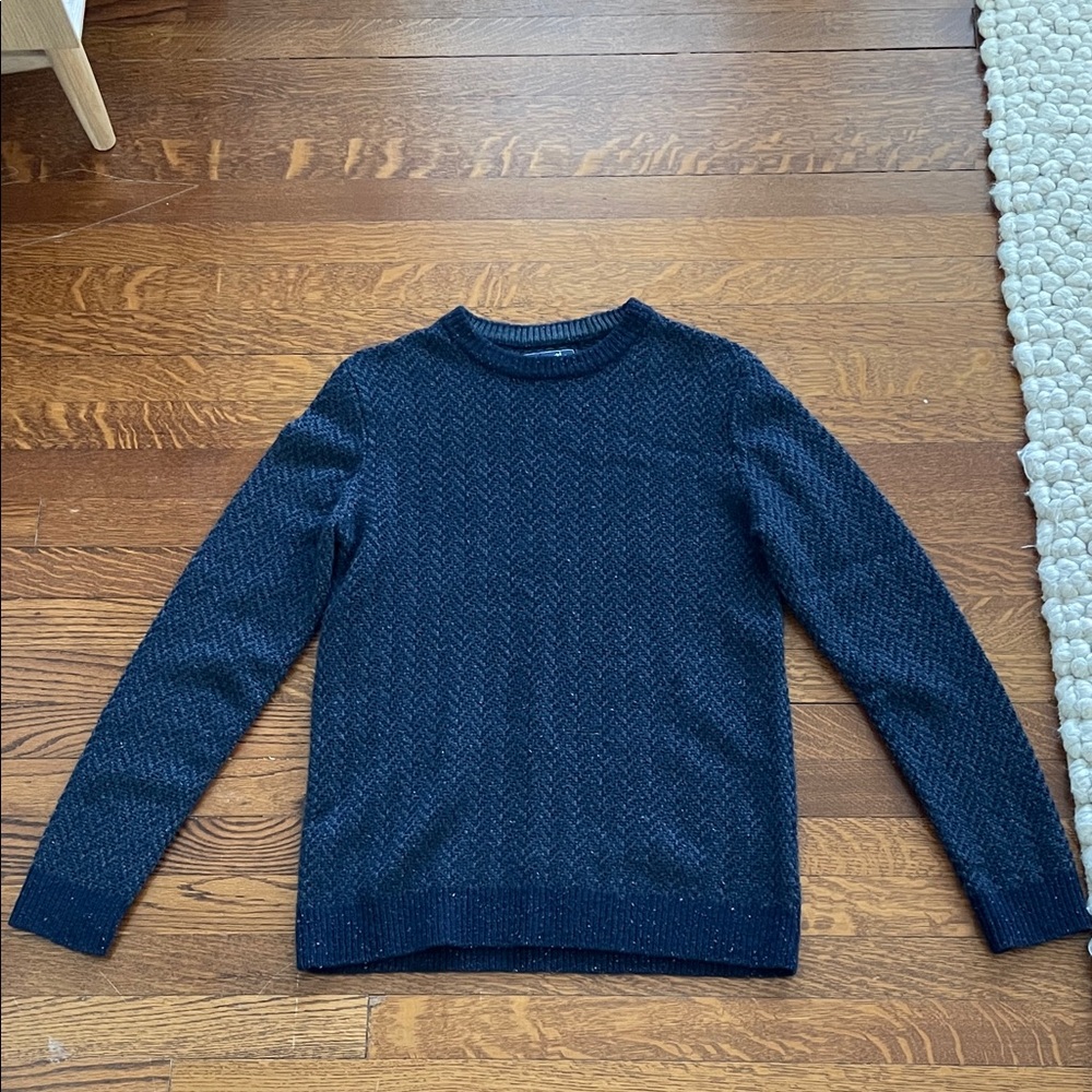 Grayer’s Men's Navy Sweater